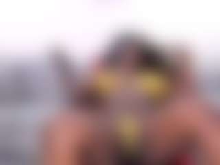 ashleylovexx's Live Sex Cam Show