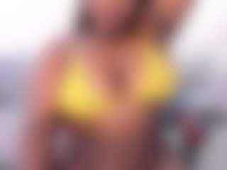 Live cam show with ashleylovexx - Fingers on Camsoda
