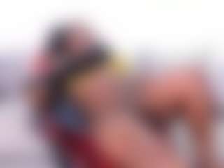 ashleylovexx's Live Sex Cam Show