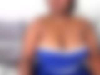 ashleylovexx's Live Sex Cam Show