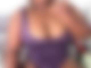 ashleylovexx's Live Sex Cam Show