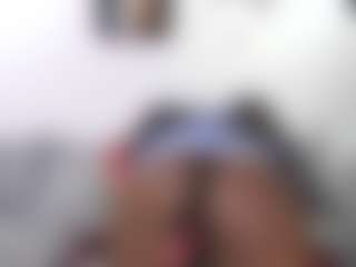 ashleylovexx's Live Sex Cam Show