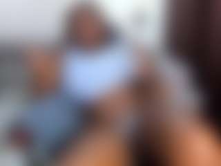 Live cam show with ashleylovexx - BBW Ebony on Dare Cams