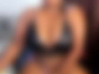 ashleylovexx's Live Sex Cam Show