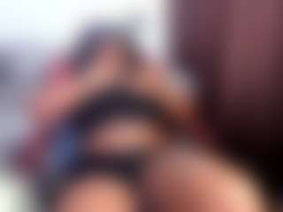 ashleylovexx's Live Sex Cam Show
