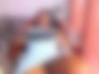ashleylovexx's Live Sex Cam Show