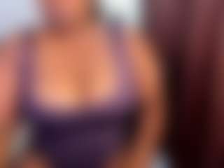 Live cam show with ashleylovexx - Gamer MILF on iamadamtest123.com