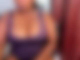 ashleylovexx's Live Sex Cam Show