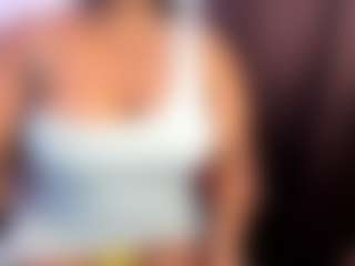 ashleylovexx's Live Sex Cam Show