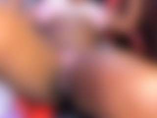 ashleylovexx's Live Sex Cam Show