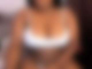 ashleylovexx's Live Sex Cam Show