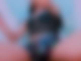 Live cam show with KeilaFerrer - Black Hair on sexylive.show