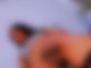 Live cam show with KeilaFerrer - Dirty Talk on madthumbs