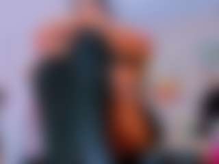 Live cam show with KeilaFerrer - Tease on CamClone