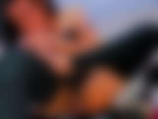Live cam show with KeilaFerrer - Smoking on Dare Cams