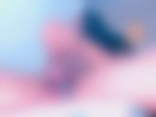 Live cam show with KeilaFerrer - Tease on StripNow