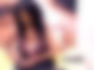 Spettacolo in cam dal vivo con IndianVa - Shaved Pussy su Camsoda