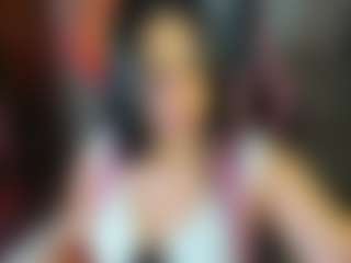 Live cam show with eva-lee18 - Ride on Mixed Magazine Live