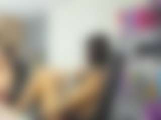 Live cam show with EvaNoelleX - Oil on xxxlivecams.org