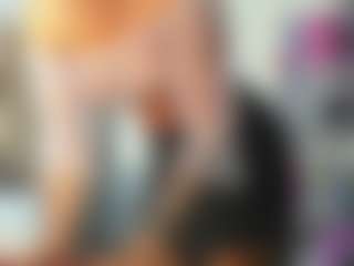 Live cam show with EvaNoelleX - Bedroom on sexytreat.net