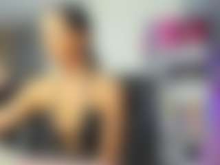 Live cam show with EvaNoelleX - Petite on Mixed Magazine Live