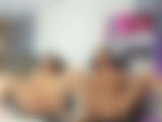 Live cam show with EvaNoelleX - Oil on Camsoda