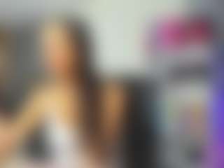 Live cam show with EvaNoelleX - Brown Eyes on SquirtSoMuch
