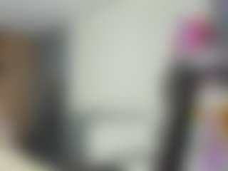 Live cam show with EvaNoelleX - Oil on Soda Cam
