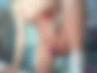 EvaNoelleX's Live Sex Cam Show