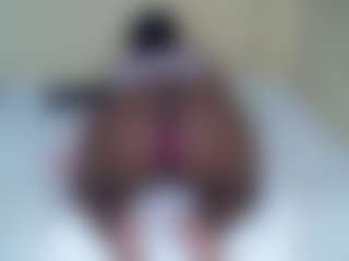 Live cam show with fancylulu - Bikini on TeamSkeetLive