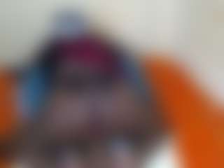 Live cam show with fancylulu - Ebony Amateur on Milfs Live