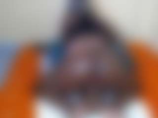 Live cam show with fancylulu - Chubby on CamClone