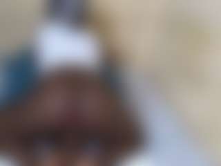Live cam show with fancylulu - Amateur Big Tits on Livezox