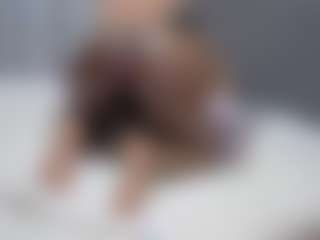 Live cam show with fancylulu - Bedroom Ebony on SquirtSoMuch
