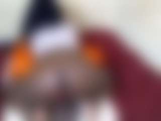 Live cam show with fancylulu - Flashing on sexylive.show