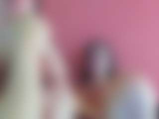 Live cam show with Isa_and_Nata - Bikini on UwU Esports