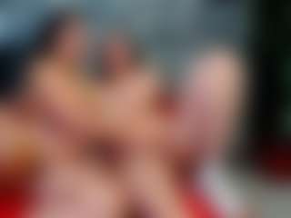 Isa_and_Nata's Live Sex Cam Show