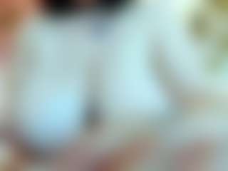 XLindaMilfX's Live Sex Cam Show