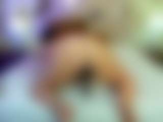 XLindaMilfX's Live Sex Cam Show