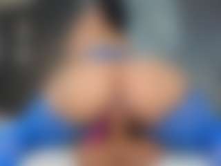 Live cam show with Zenda-Evans - Small Tits on boobsie.com