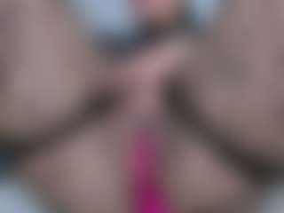 Zenda-Evans's Live Sex Cam Show