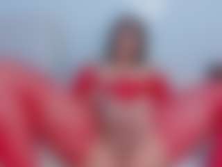 Live cam show with Zenda-Evans - Bedroom Red Hair on SpunkLive