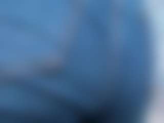 Live cam show with Zenda-Evans - Skinny on CamClone