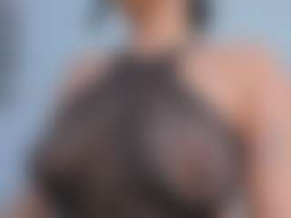 Live cam show with Zenda-Evans - Oil on Camsoda