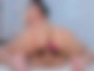 Zenda-Evans's Live Sex Cam Show