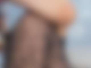 Live cam show with Zenda-Evans - Bedroom Red Hair on boobsie.com
