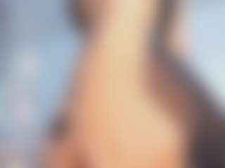 Live cam show with Zenda-Evans - Red Hair Teen (18+) on SxyPornLive
