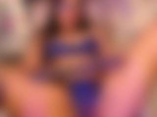 Live cam show with Milan - Young Adult on UwU Esports
