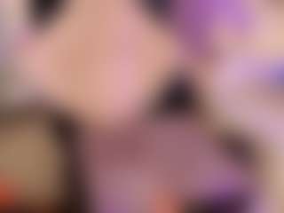 Live cam show with Milan - Facial Piercings on xDating