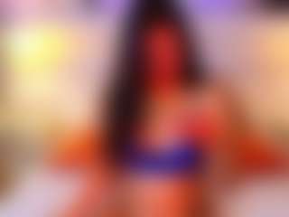 Live cam show with Milan - Nipple Piercings on Gym Cam Girls